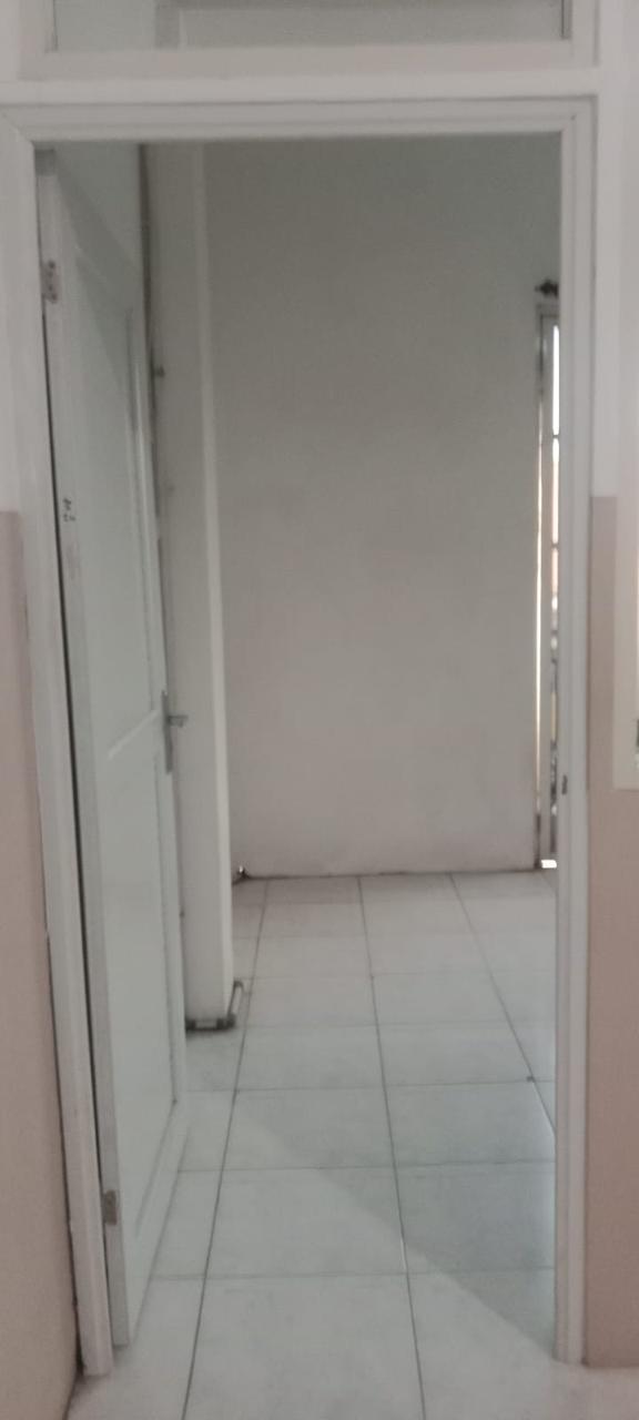 Disewakan Ruko Bagus 3 Lantai di Kinibalu Wilayah Surabaya Selatan - Thumbnail 4