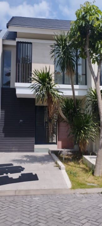 Dijual/Disewakan Rumah Bagus di Northwest Park Surabaya Barat - Image 1