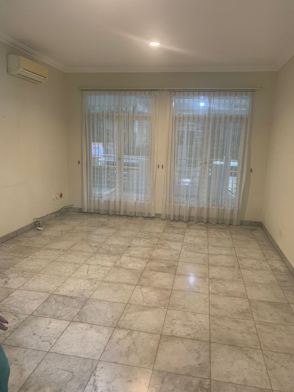 Dijual Rumah Mewah di Pondok Indah Jakarta Selatan - Thumbnail 3