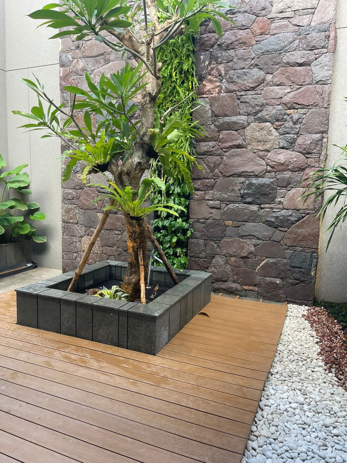 Jual Rumah Baru Minimalis di Imperial Golf Pakuwon Indah Surabaya Barat - Image 1