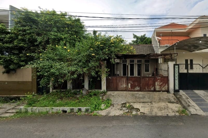 Dijual Rumah Hitung Tanah di Kencana Sari Surabaya Barat - Image 1