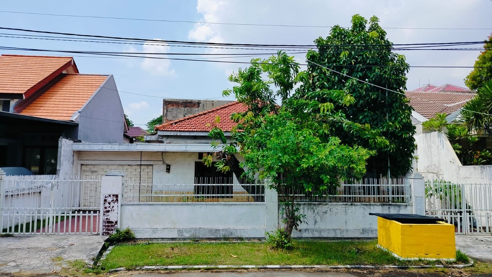 Dijual Rumah Murah Siap Huni di Jemursari Surabaya Selatan - Image 1
