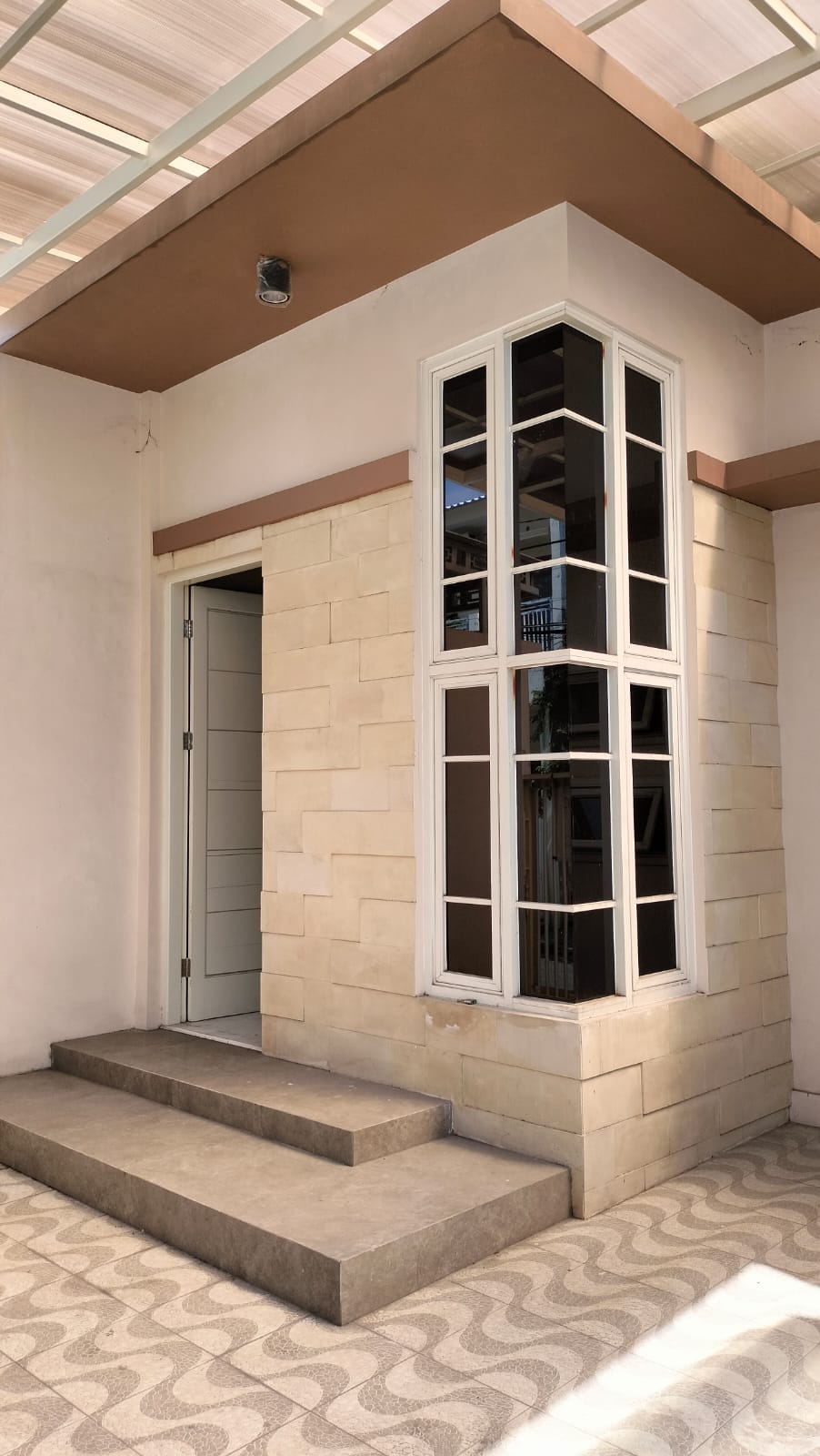 Dijual Rumah Murah Bagus di Kawasan Darmo Permai Utara, Surabaya Barat - Thumbnail 3