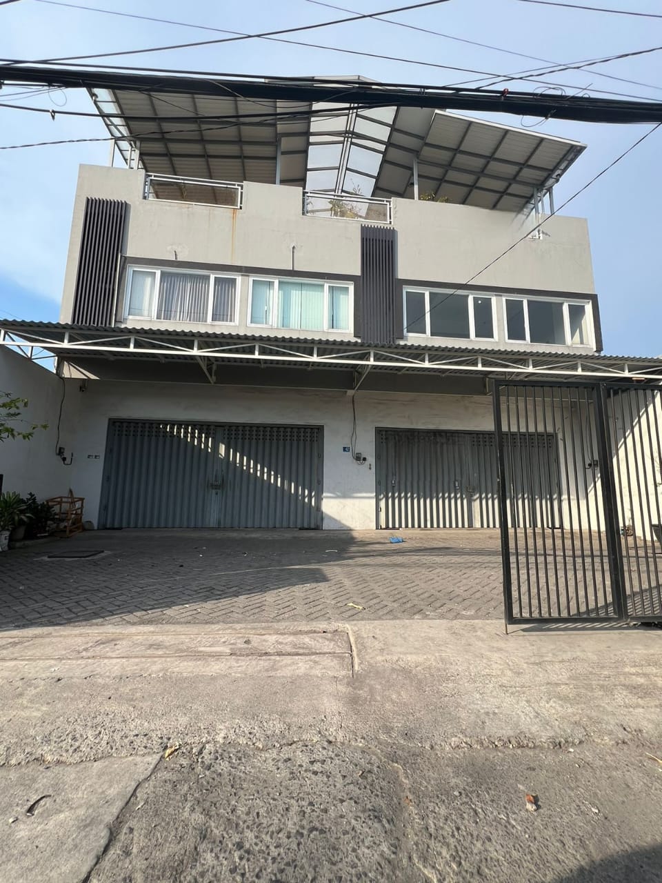 Disewakan Ruko di Jalan Raya Moroseneng Benowo Surabaya Barat - Image 1