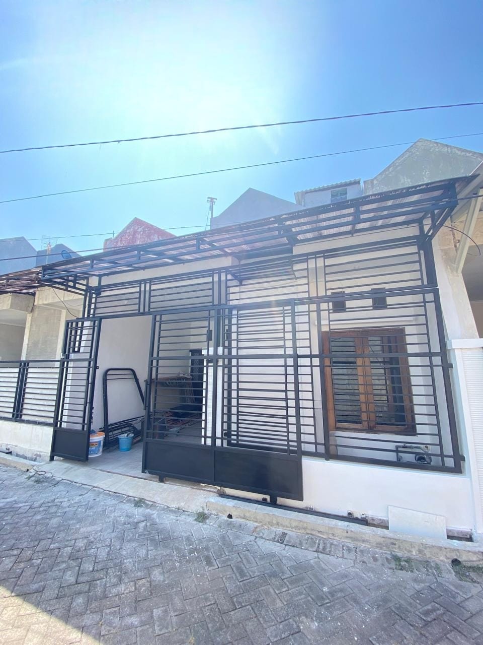 Dijual Rumah Siap Huni dan Strategis di Rangkah Surabaya Utara - Image 1