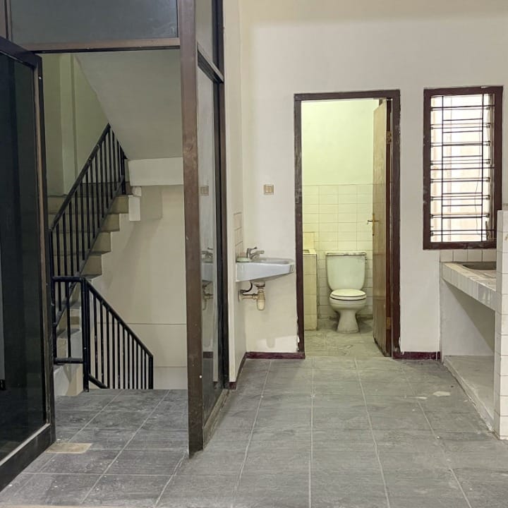 Dijual Ruko Bagus Murah Wilayah Genteng Surabaya Pusat - Thumbnail 3