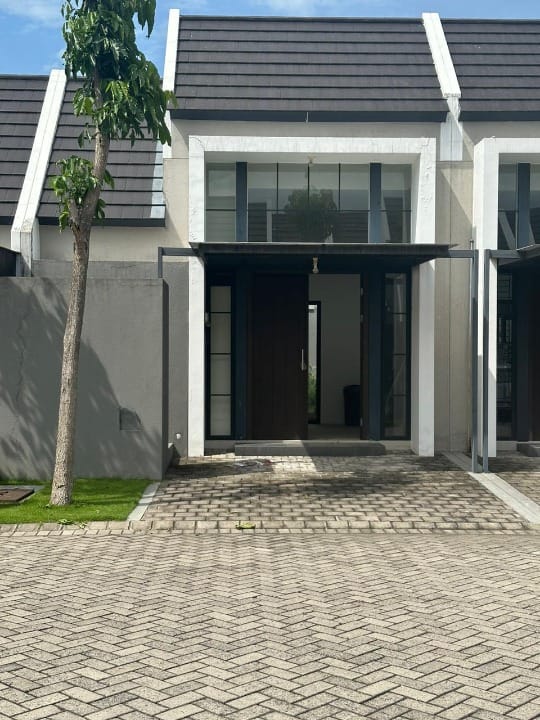 Dijual Rumah Bagus Nyaman Menganti Gresik - Image 1