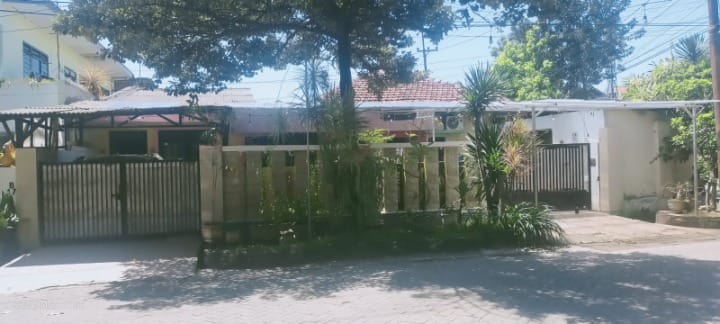 Dijual Rumah Bagus Nyaman Wilayah Rungkut Surabaya Timur - Image 1