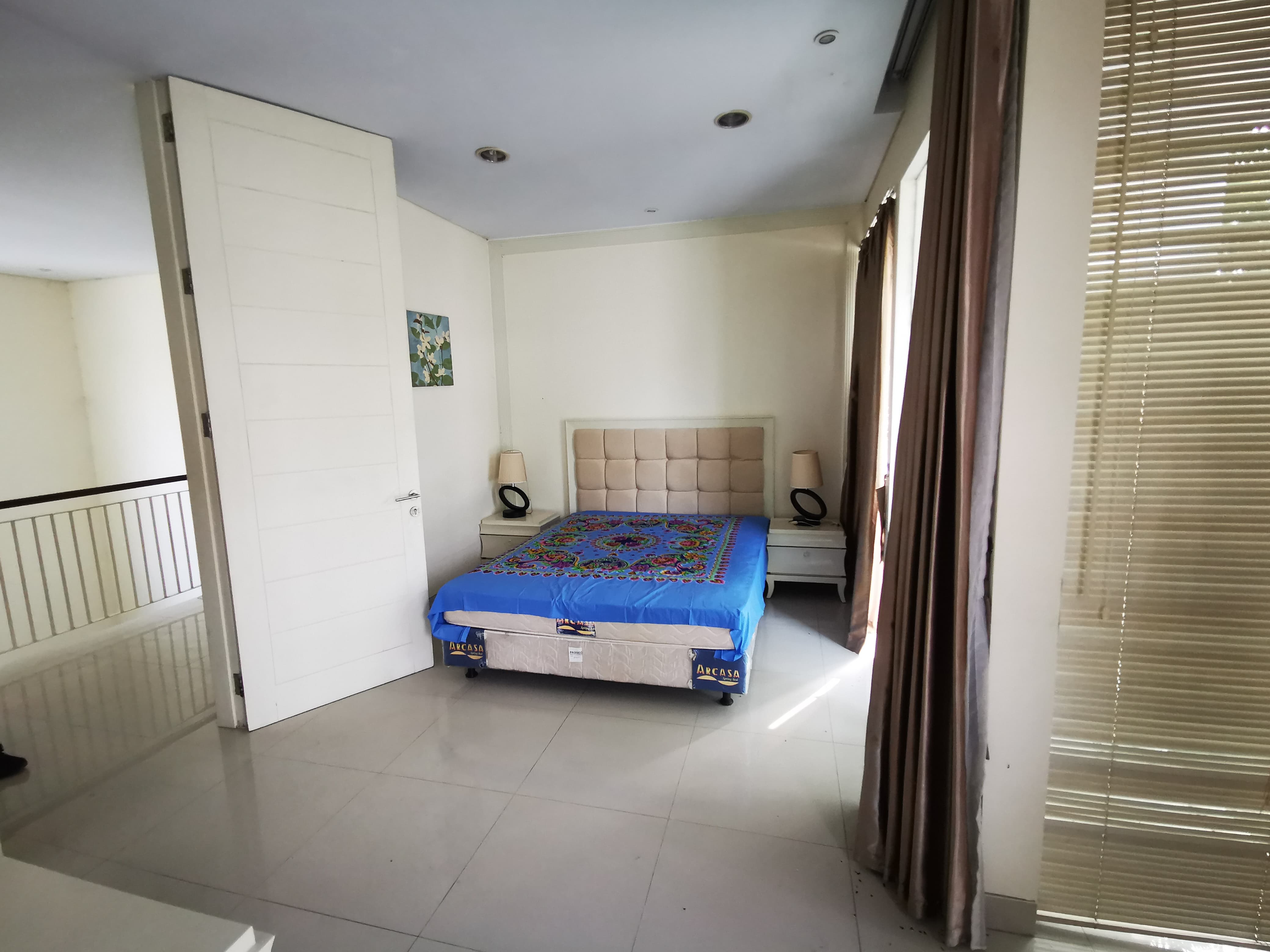 Disewakan Rumah Minimalis Pakuwon Indah Surabaya Barat - Thumbnail 3