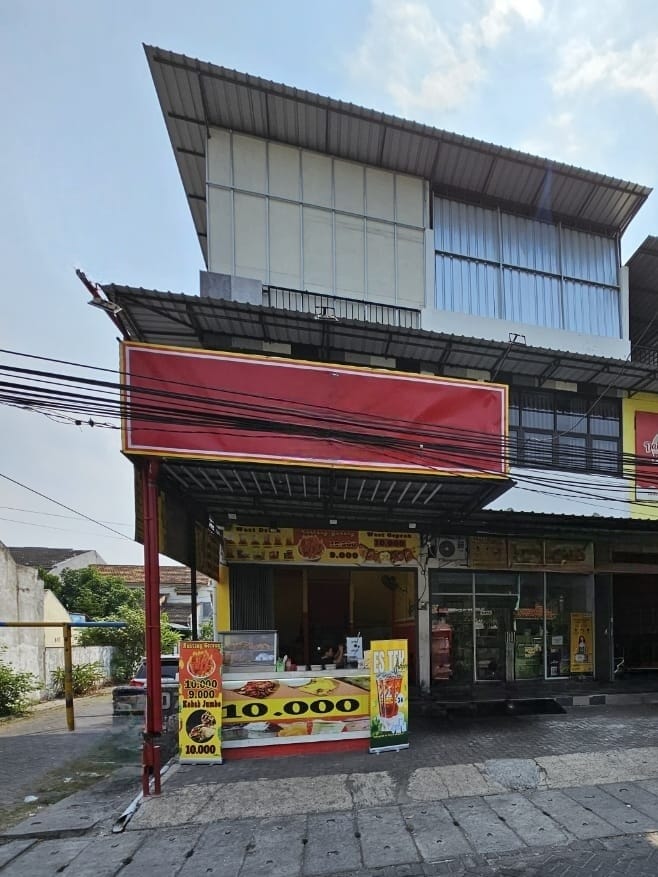 Dijual Ruko 3 Lantai Strategis di Raya Pondok Benowo Indah Surabaya Barat - Image 1