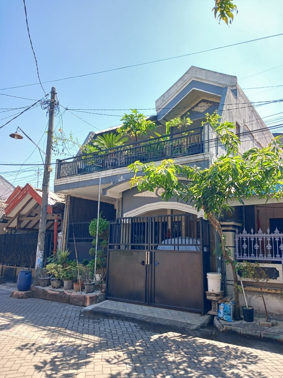 Dijual Cepat Rumah Strategis Lokasi Perumahan Kebraon Surabaya Selatan - Image 1