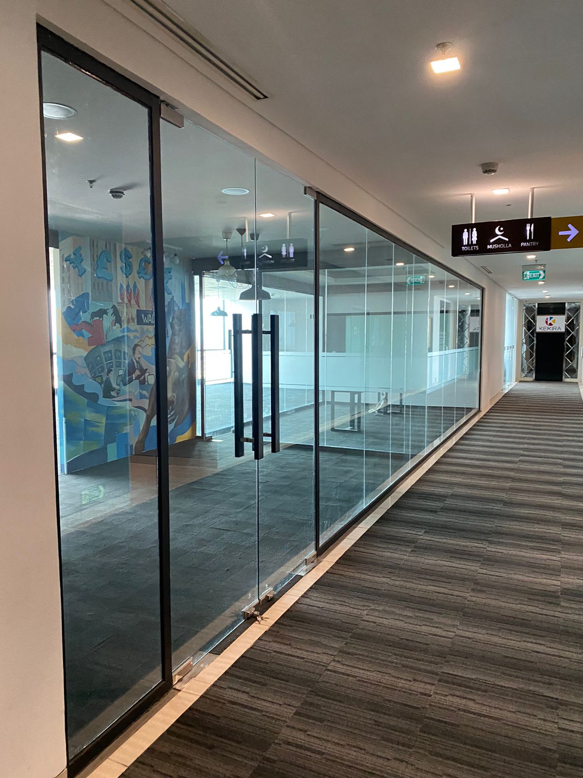 Dijual/Disewakan Office Bagus Strategis Wilayah Surabaya Pusat - Image 1