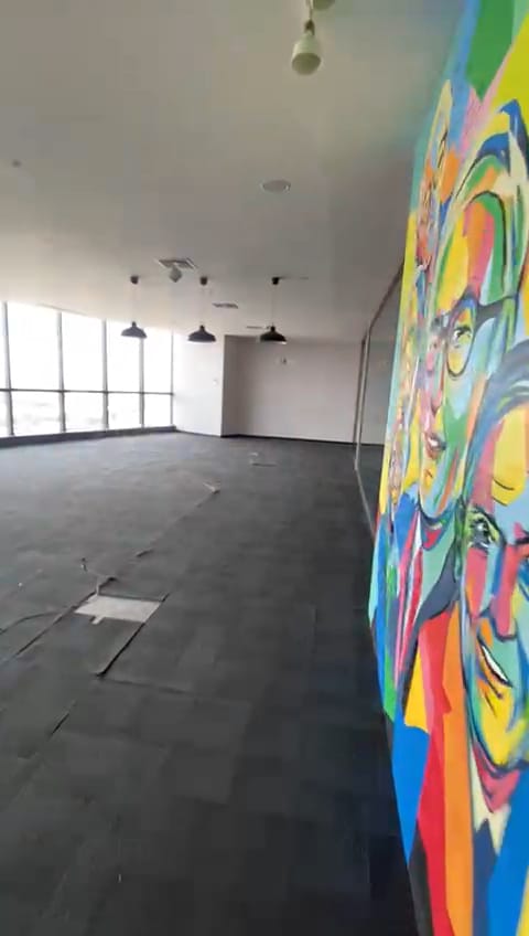 Dijual/Disewakan Office Bagus Strategis Wilayah Surabaya Pusat - Thumbnail 2