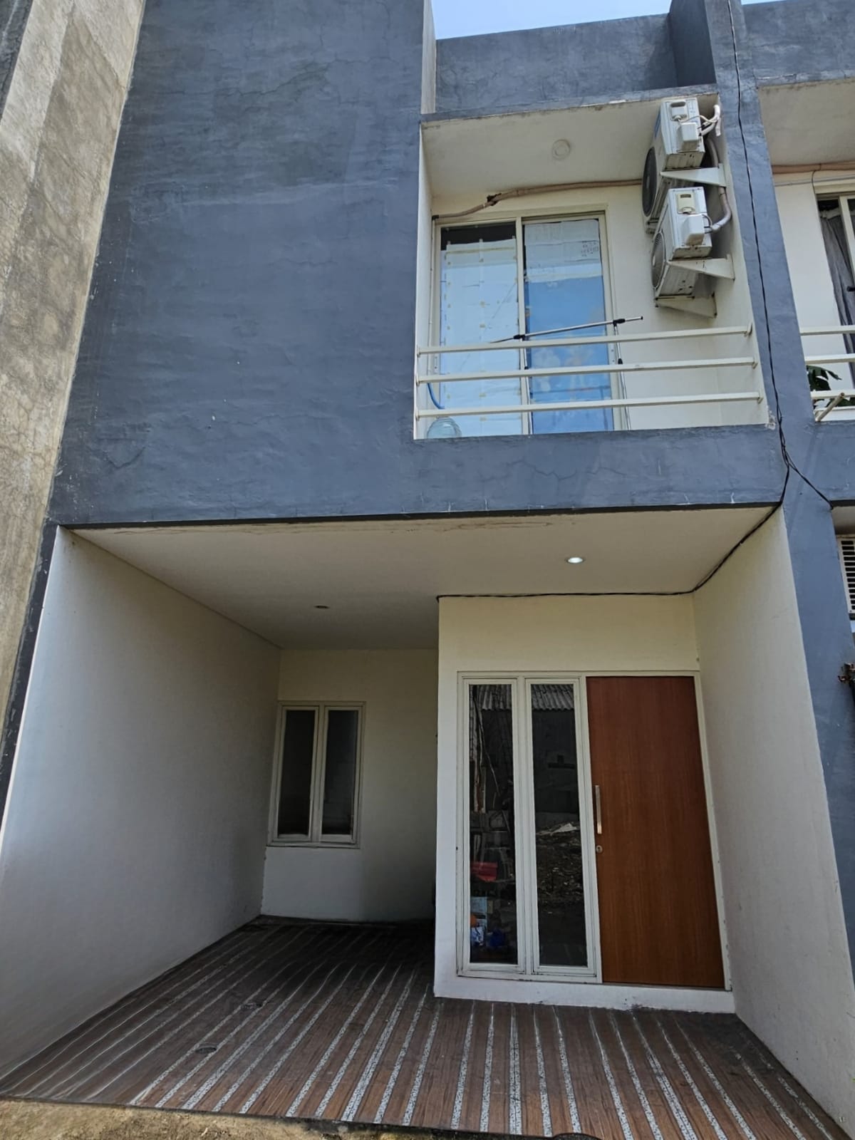 Dijual Rumah Minimalis Strategis Graha Villas 2 Surabaya Barat - Image 1