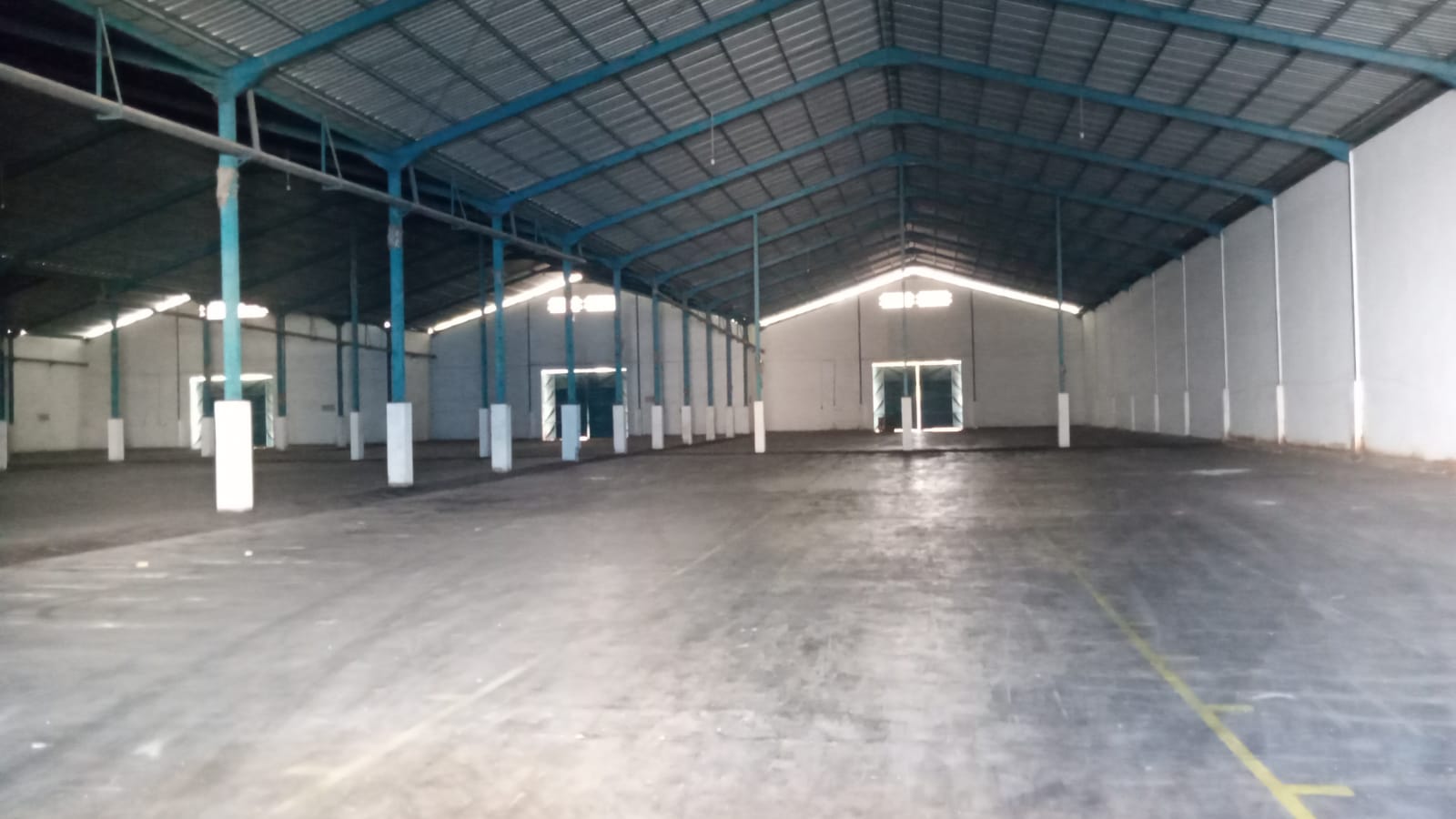 Disewakan Gudang Bagus Strategis Romokalisari Surabaya Barat - Thumbnail 2