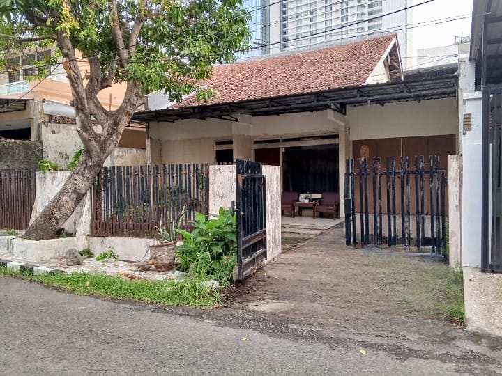 Dijual/Disewakan Rumah Nyaman Wilayah Surabaya Barat - Image 1