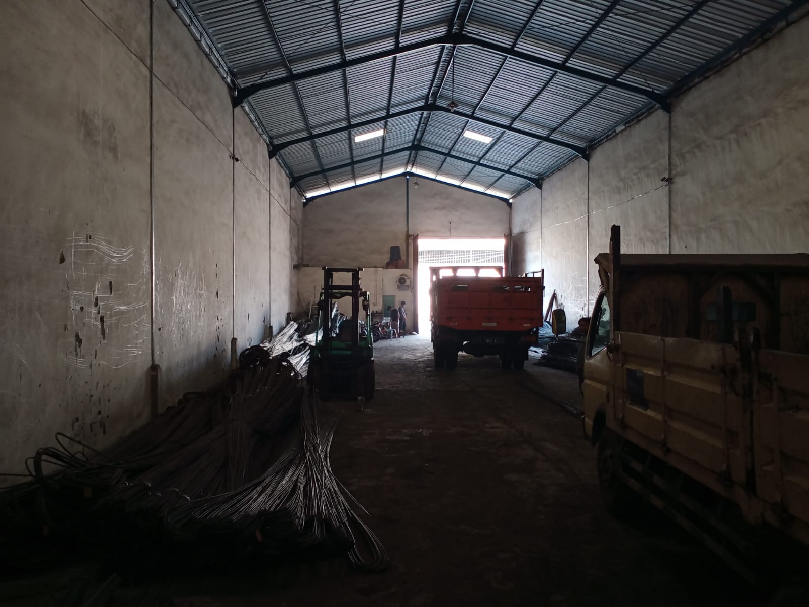 Gudang Dijual Murah &amp; Strategis Kepatihan Gresik - Thumbnail 2