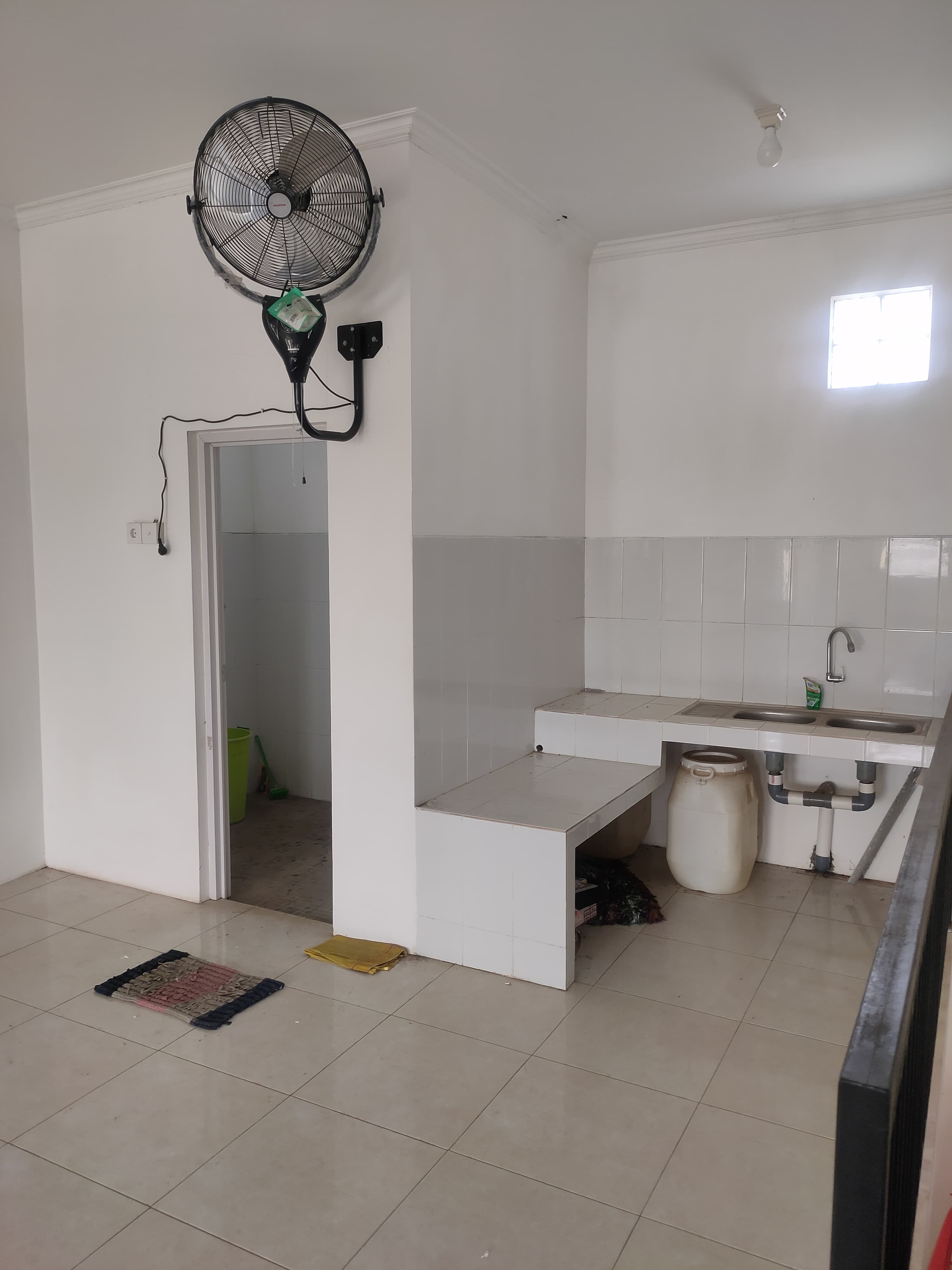 Dijual Ruko Murah Lokasi Strategis di Jalan Bengawan Solo Probolinggo - Thumbnail 3