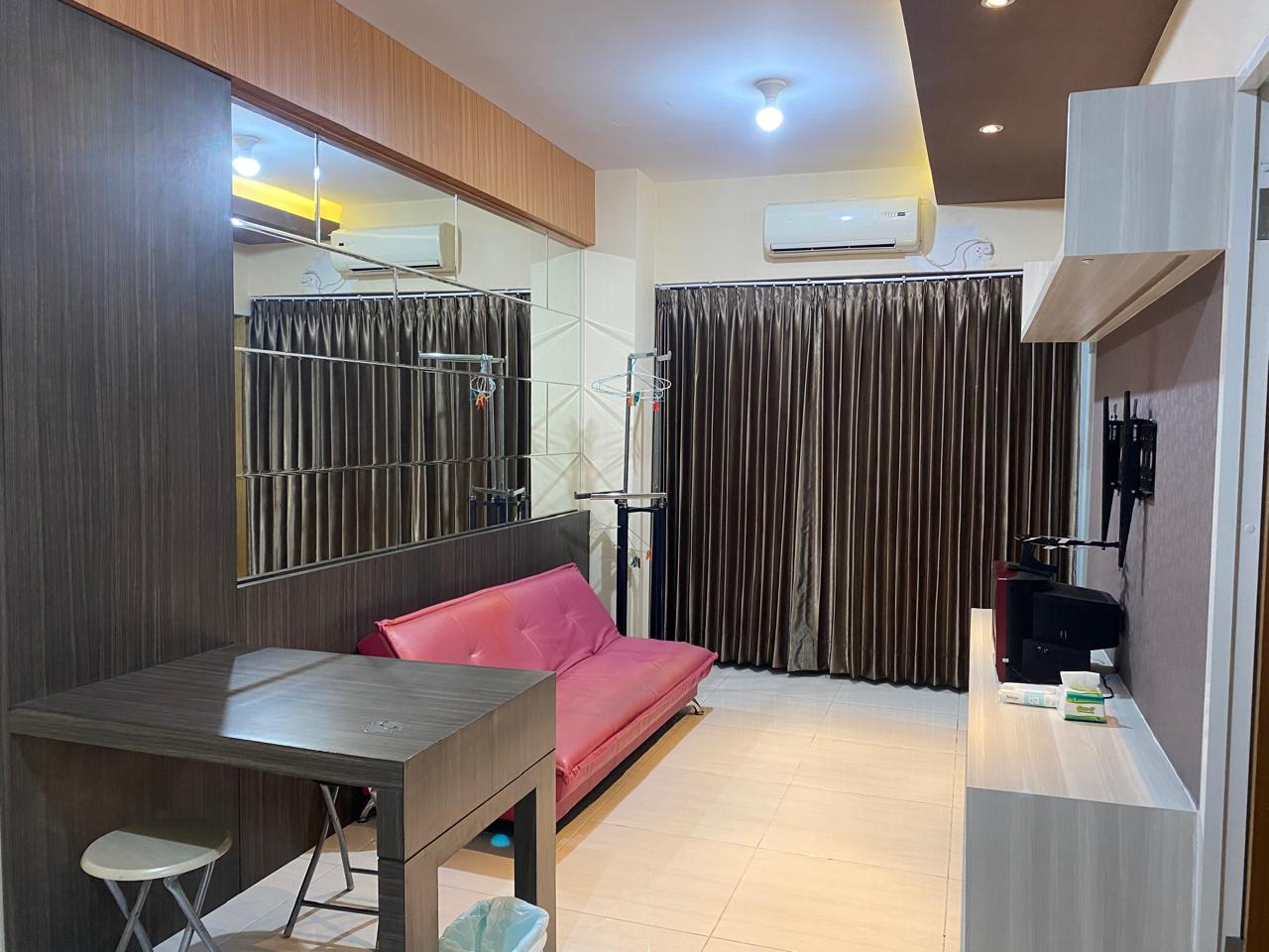 Dijual Apartemen Modern 2 BR Puncak Bukit Golf Full Furnished Surabaya Barat - Image 1