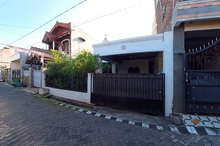 Dijual Rumah Strategis Kawasan Krukah Selatan Surabaya Timur - Image 1
