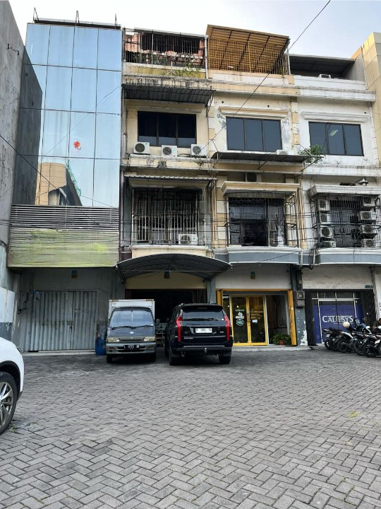Dijual Ruko Bagus Strategis di Wilayah Raya Jemursari Surabaya Selatan - Image 1