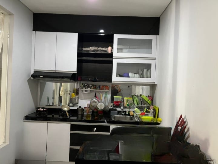 Dijual Rumah Murah Nyaman Grand Pakuwon Surabaya Barat - Thumbnail 4