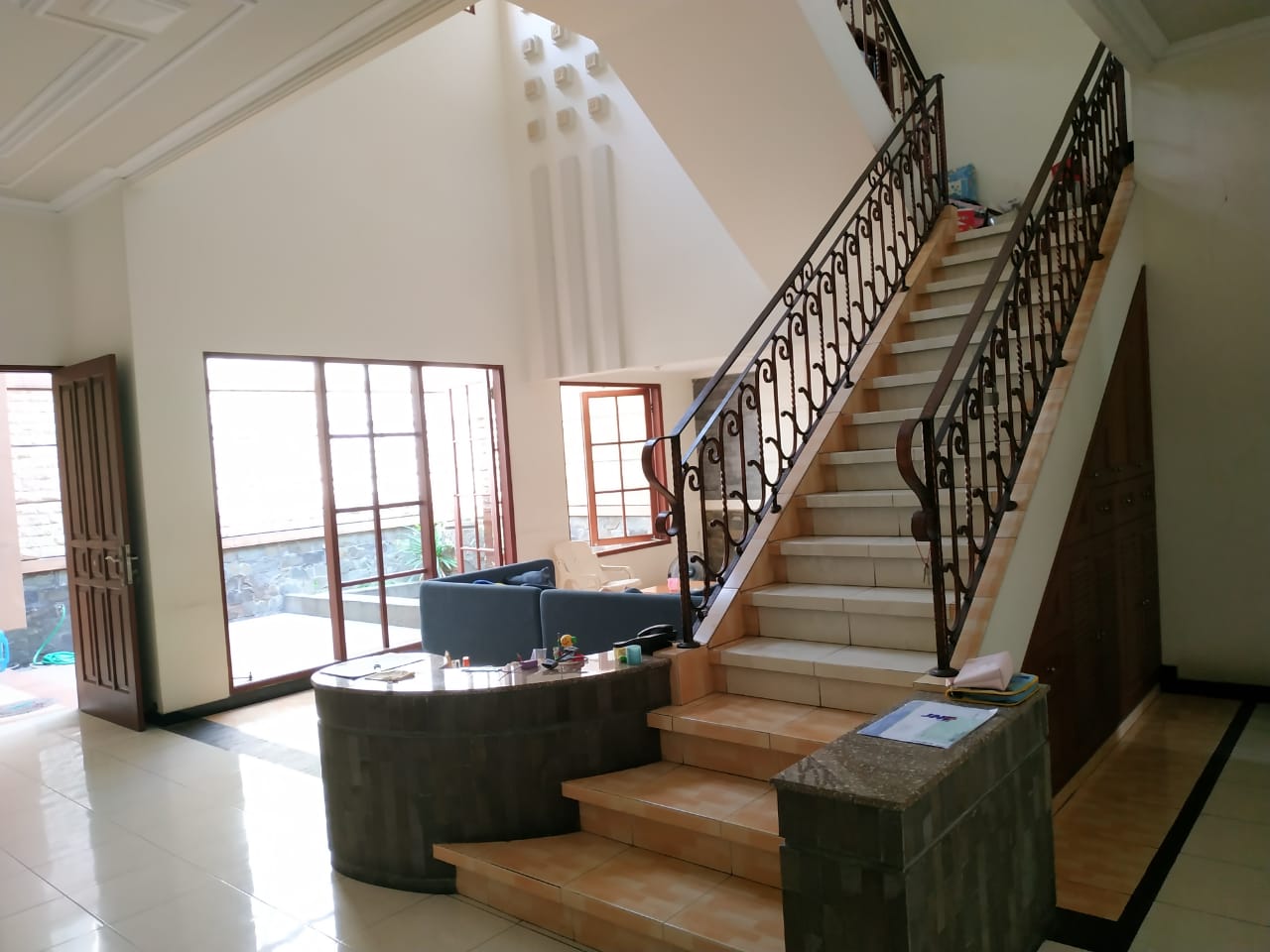 Dijual Rumah Premium Strategis Citraland Surabaya Barat - Image 1