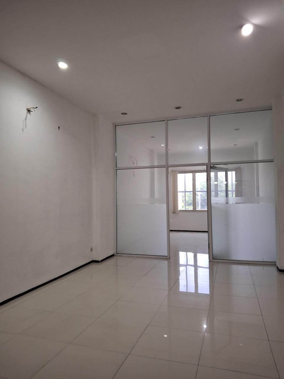 Ruko Dijual Lokasi Strategis Murah di Raya Jemursari Surabaya Selatan - Image 1