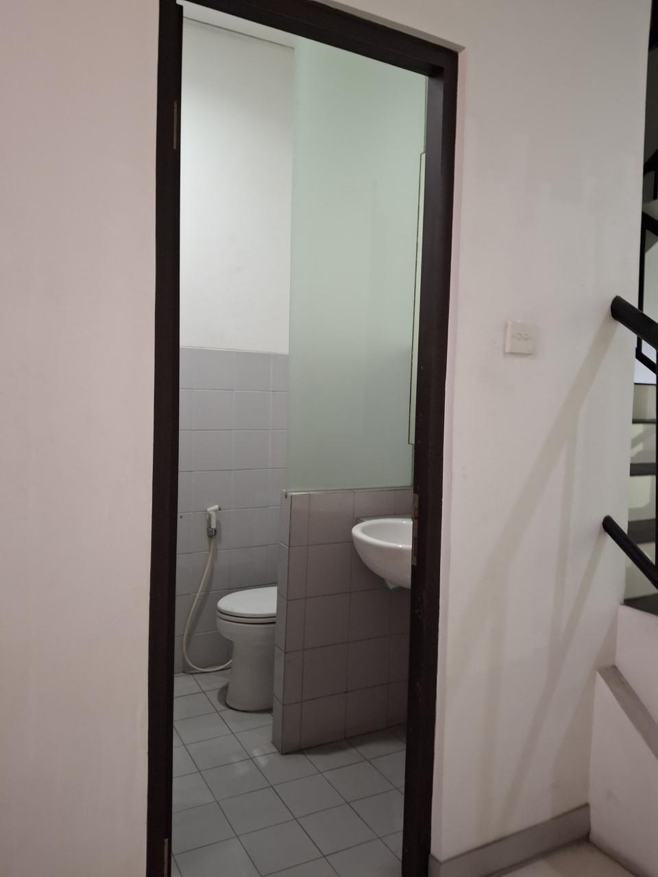 Dijual Ruko Strategis di Nol Jalan Raya Jemursari Surabaya Selatan - Thumbnail 2