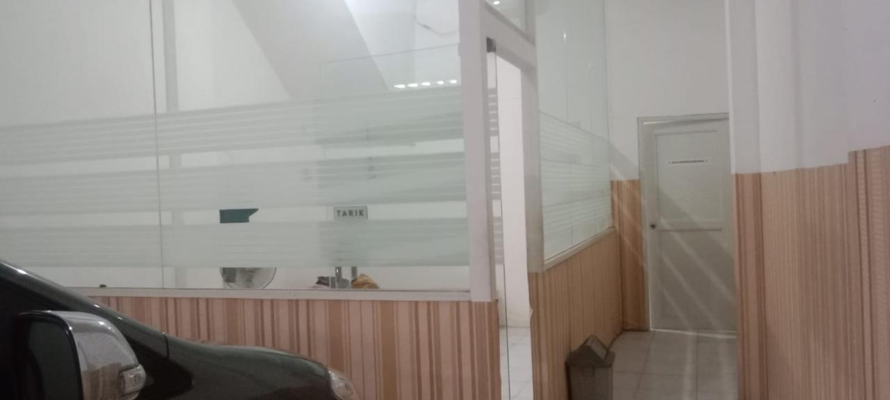 Disewakan Ruko 3 Lantai di Kawasan Ramai Jalan Kinibalu Barat Surabaya Barat - Thumbnail 3