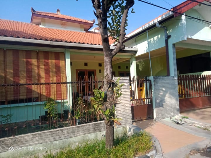 Dijual Rumah Nyaman Strategis Wilayah Tenggilis Utara Surabaya Selatan - Image 1