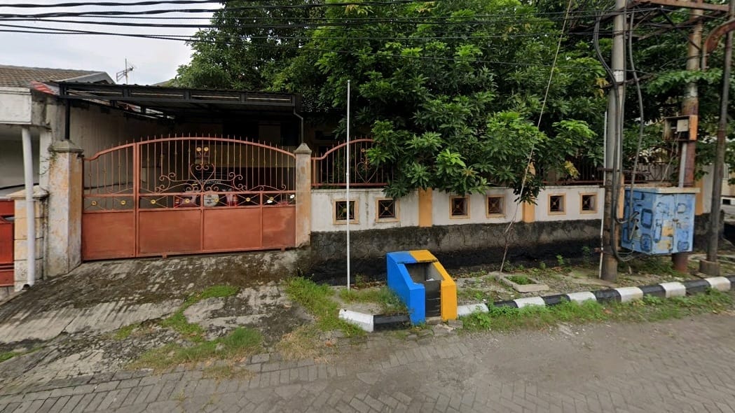 Dijual Rumah Hook Nyaman Lokasi Kutisari Indah Surabaya Timur - Image 1