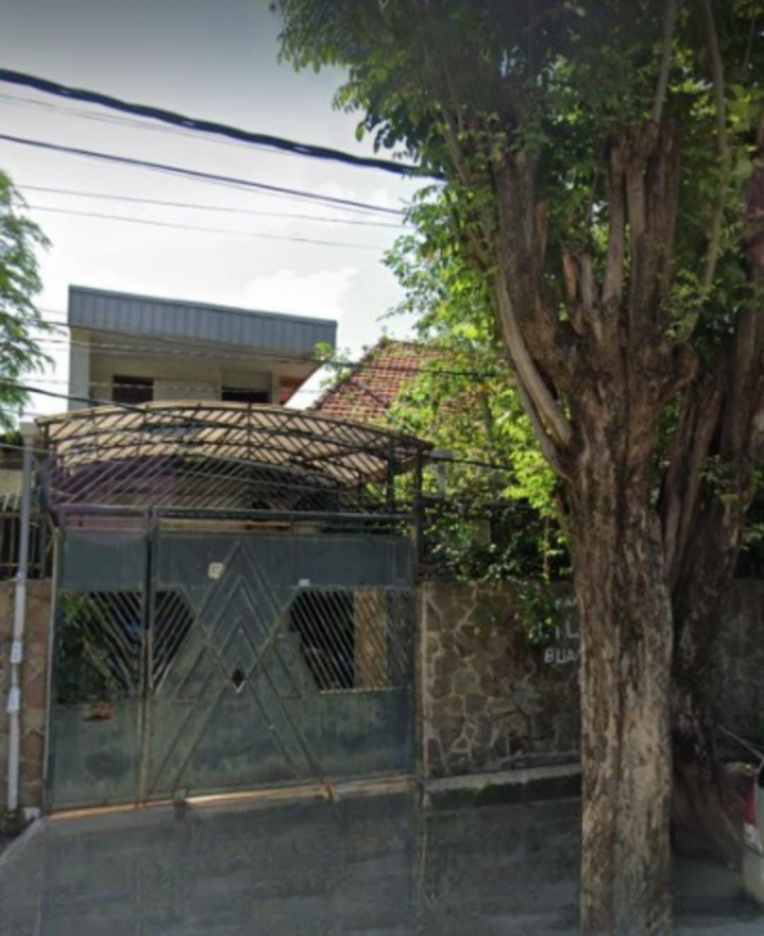 Dijual Rumah Mewah Strategis Wilayah Legundi Surabaya Pusat - Image 1