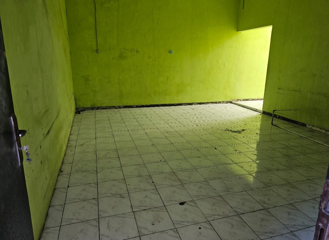 Disewakan Gudang Murah Strategis Wilayah Kyai Tambak Deres Surabaya Utara - Thumbnail 3