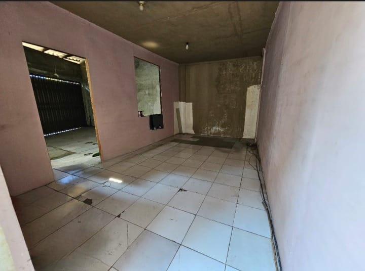 Disewakan Gudang Murah Strategis Wilayah Kyai Tambak Deres Surabaya Utara - Thumbnail 4