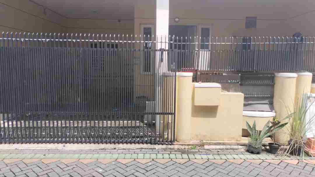 Rumah Dijual Lokasi Strategis Murah Manukan Sari Surabaya Barat - Image 1