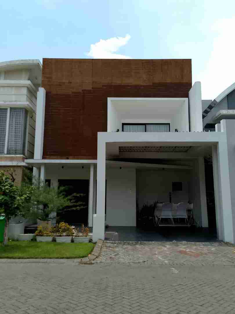 Rumah Dijual Lokasi Strategis Murah Royal Residence Surabaya Barat - Image 1