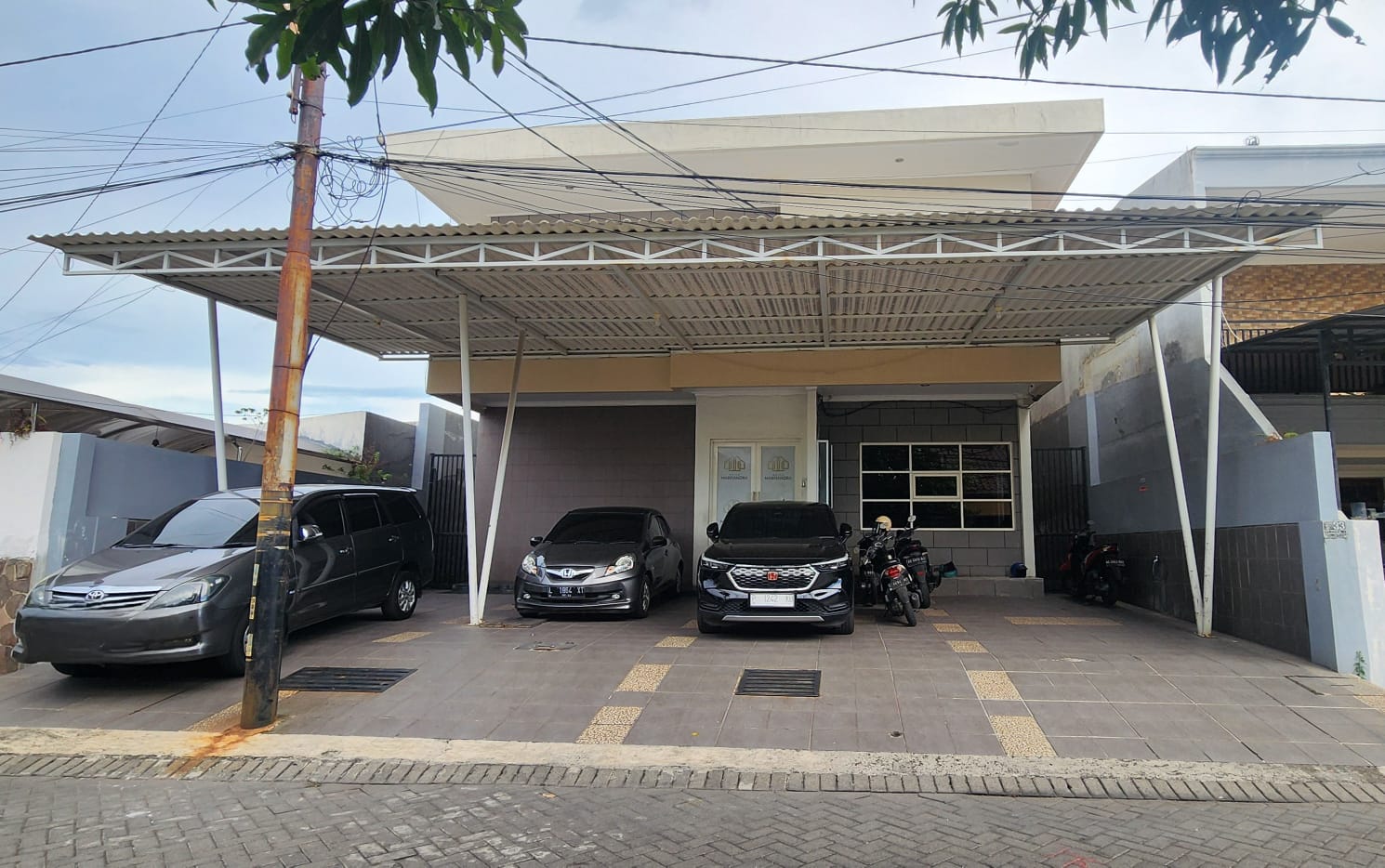 Rumah Kost Dijual Lokasi Strategis Murah Mojo Arum Surabaya Timur - Image 1