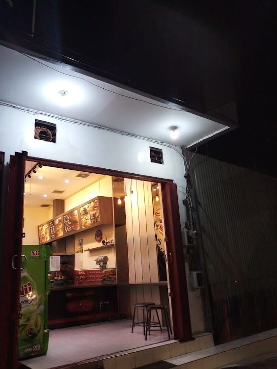 Disewakan Toko Strategis Lokasi Jagalan Surabaya Pusat - Image 1