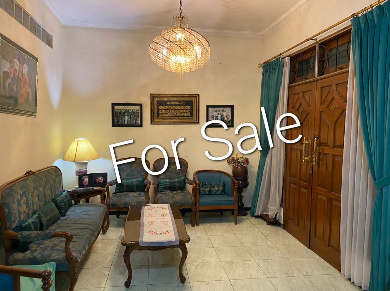 Dijual Rumah Strategis di Residen Sudirman Surabaya Pusat - Image 1