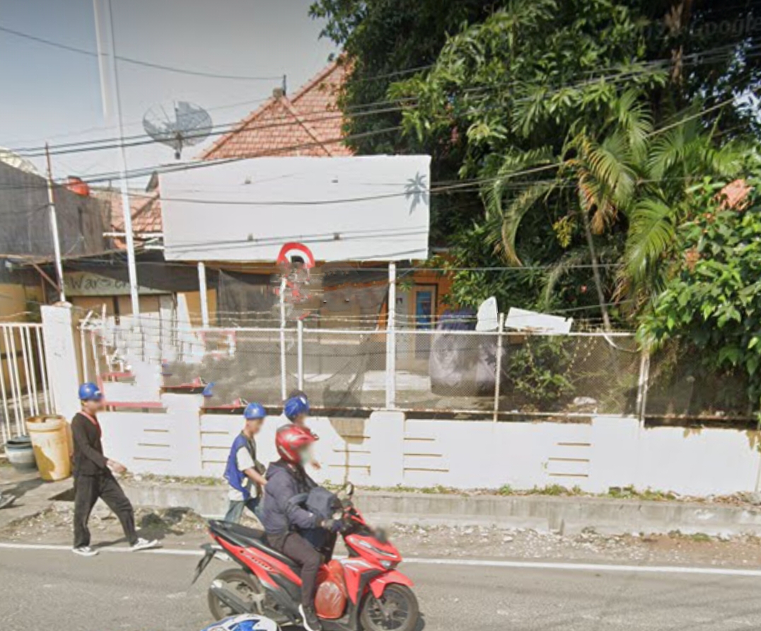 Dijual Rumah Strategis di Raya Ngagel Kawasan Surabaya Timur - Image 1
