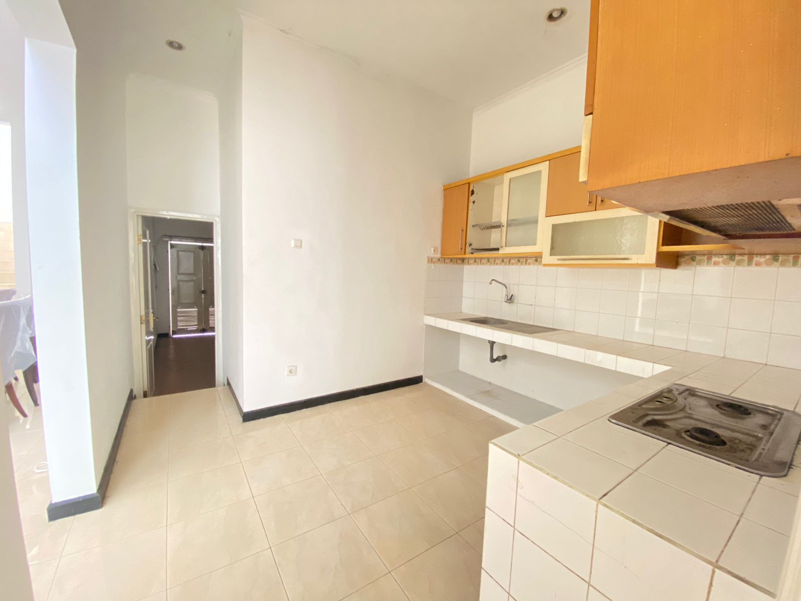 Disewakan Rumah di Royal Park Citraland - Thumbnail 2