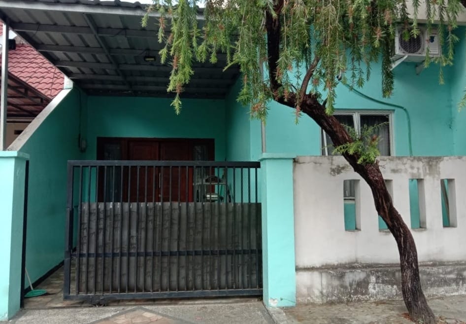 Dijual Rumah Nyaman Strategis Perum Citra Sentosa Surabaya Barat - Image 1