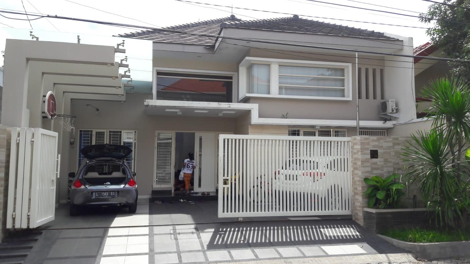 Dijual rumah bagus terawat di Sutorejo Surabaya Timur - Image 1
