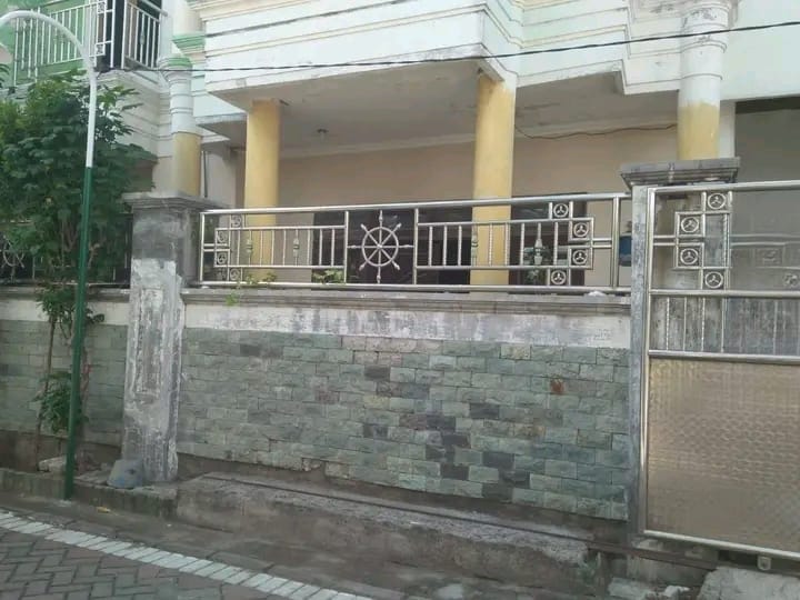 Dijual Rumah Nyaman Lokasi Sememi Surabaya Barat - Image 1