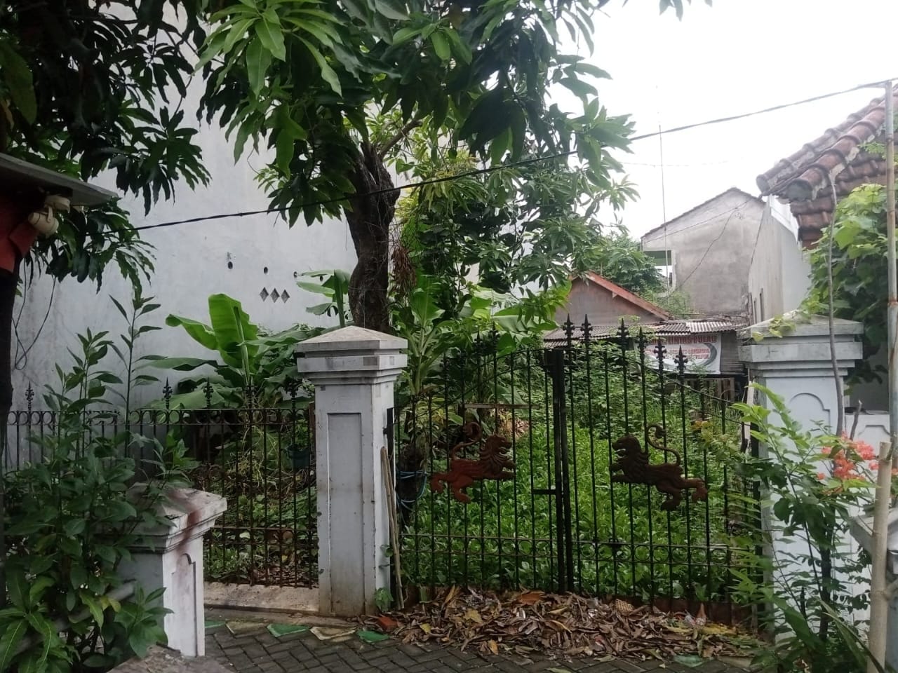 Dijual Tanah Strategis Lokasi Jambangan Surabaya Selatan - Image 1