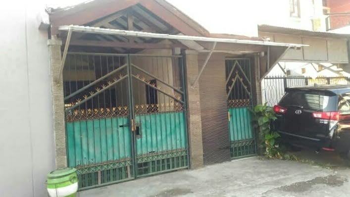 Dijual Cepat Rumah Lokasi Strategi di Gayungan Surabaya Selatan - Image 1