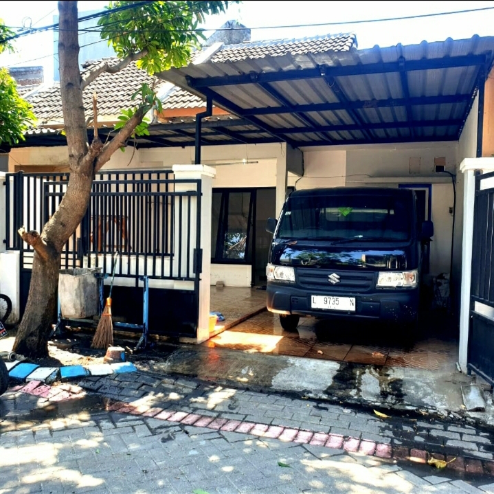 Dijual Rumah Nyaman dan Siap Huni di Western Village Sememi Surabaya Barat - Image 1