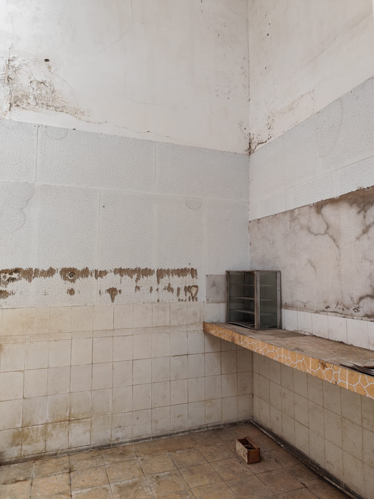 Dijual Rumah Hitung Tanah Strategis di Taman Pondok Indah Surabaya Barat - Thumbnail 2