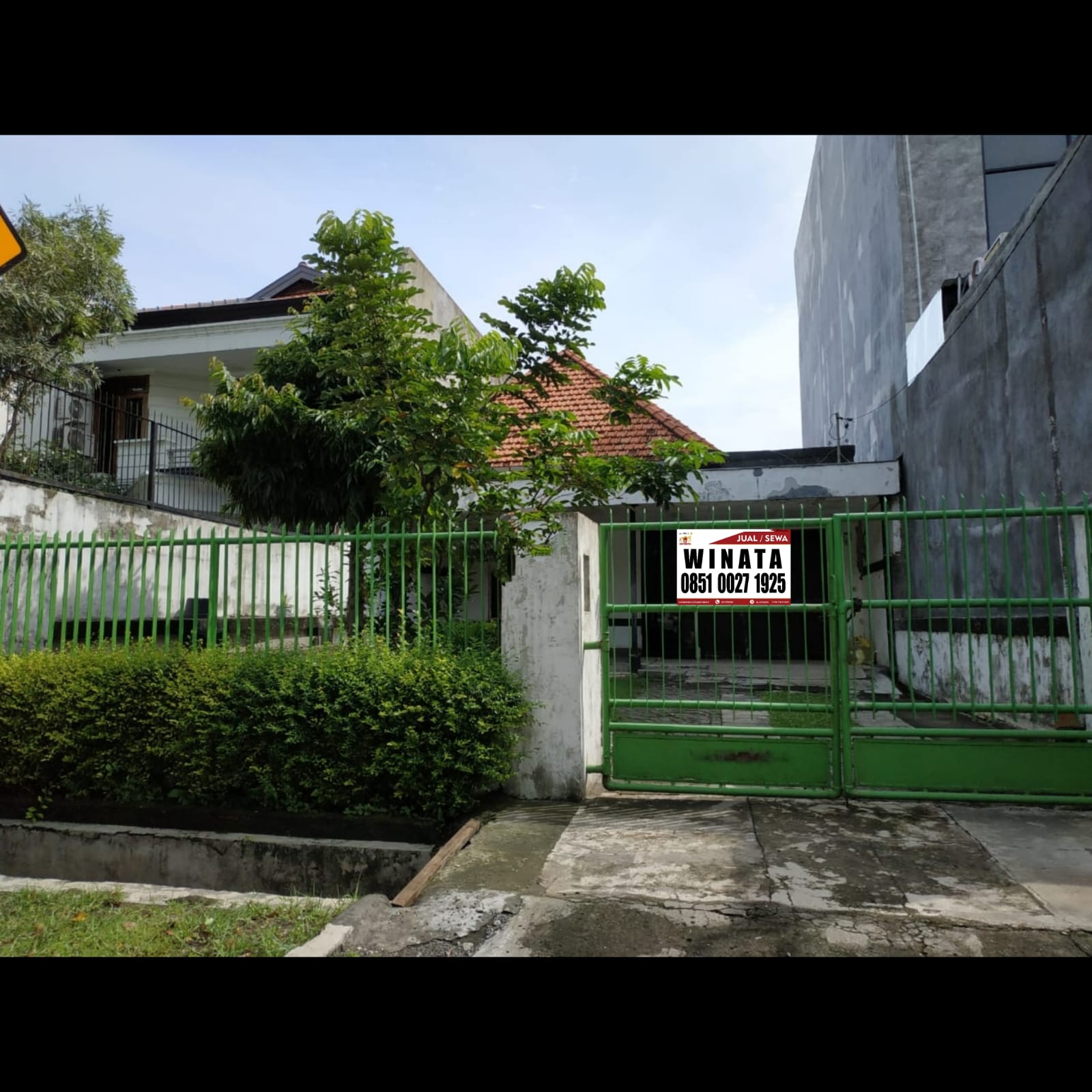 Dijual Rumah Strategis dan Eksklusif di Trunojoyo Surabaya Pusat - Image 1